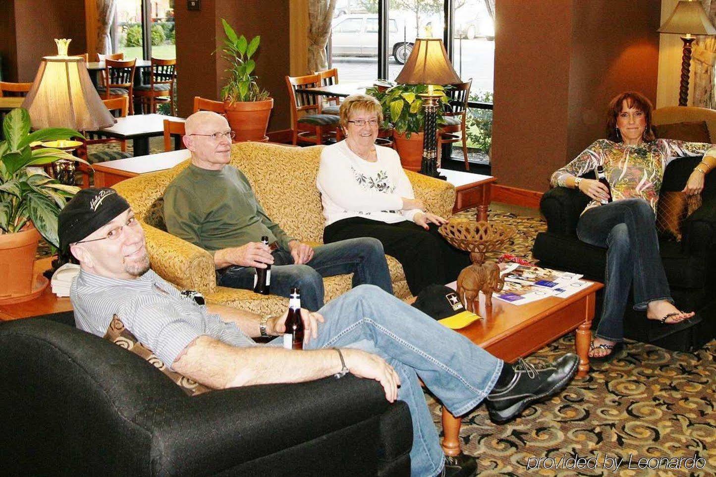 Hampton Inn & Suites Lawton Beltér fotó